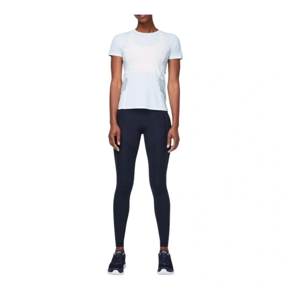 Lululemon Cross Court Play Short Sleeve, Size 8, Like New